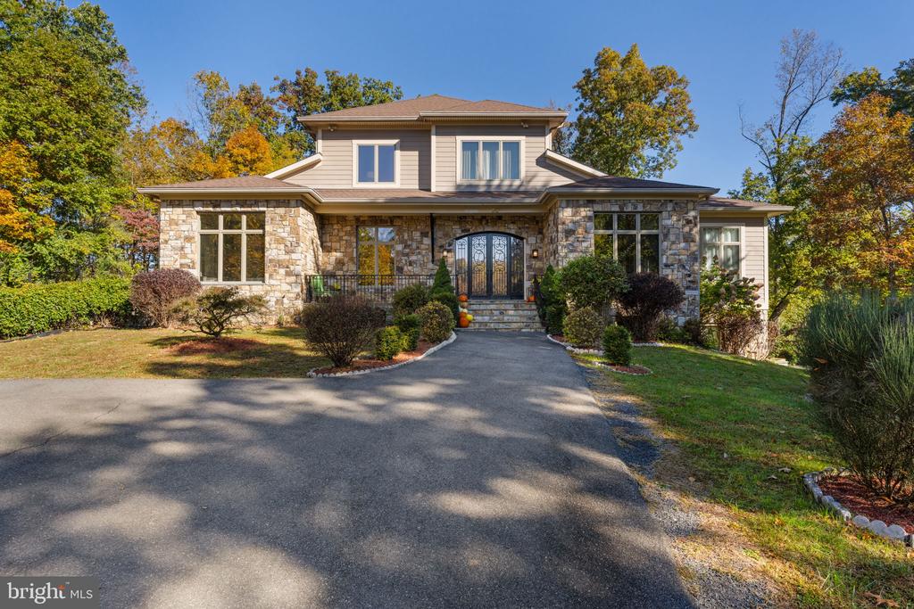 35162 NOTRE DAME LANE