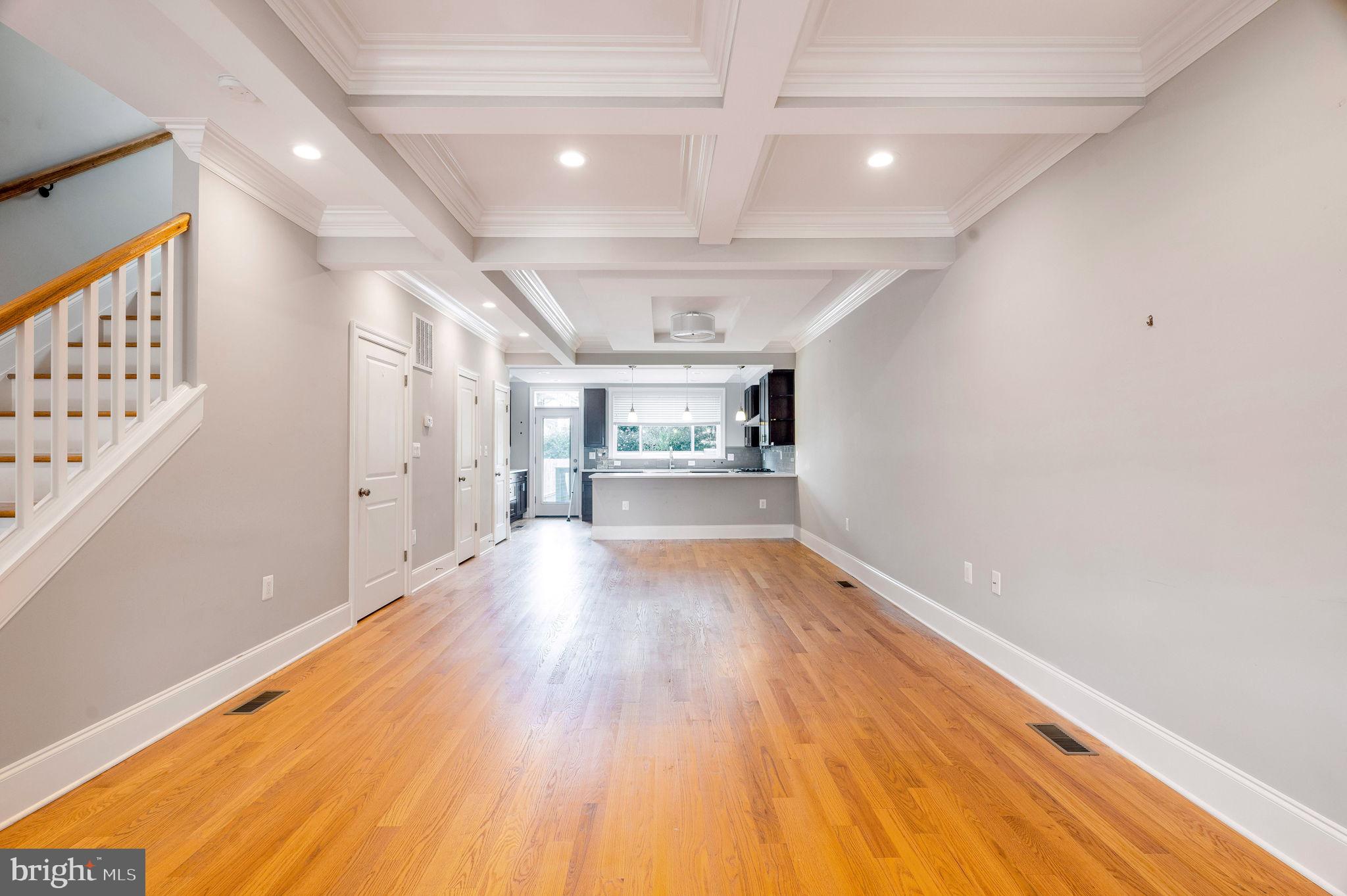 221 Longfellow St NW