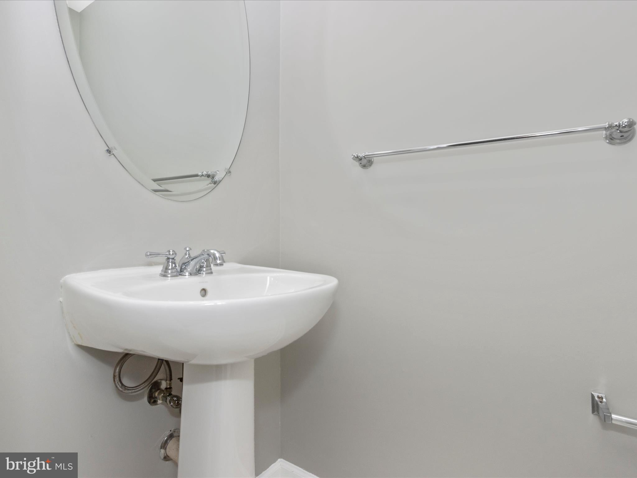 3526 Carriage Walk Ln #37-D