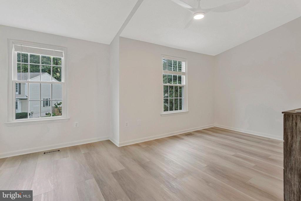 2564 LOG MILL COURT
