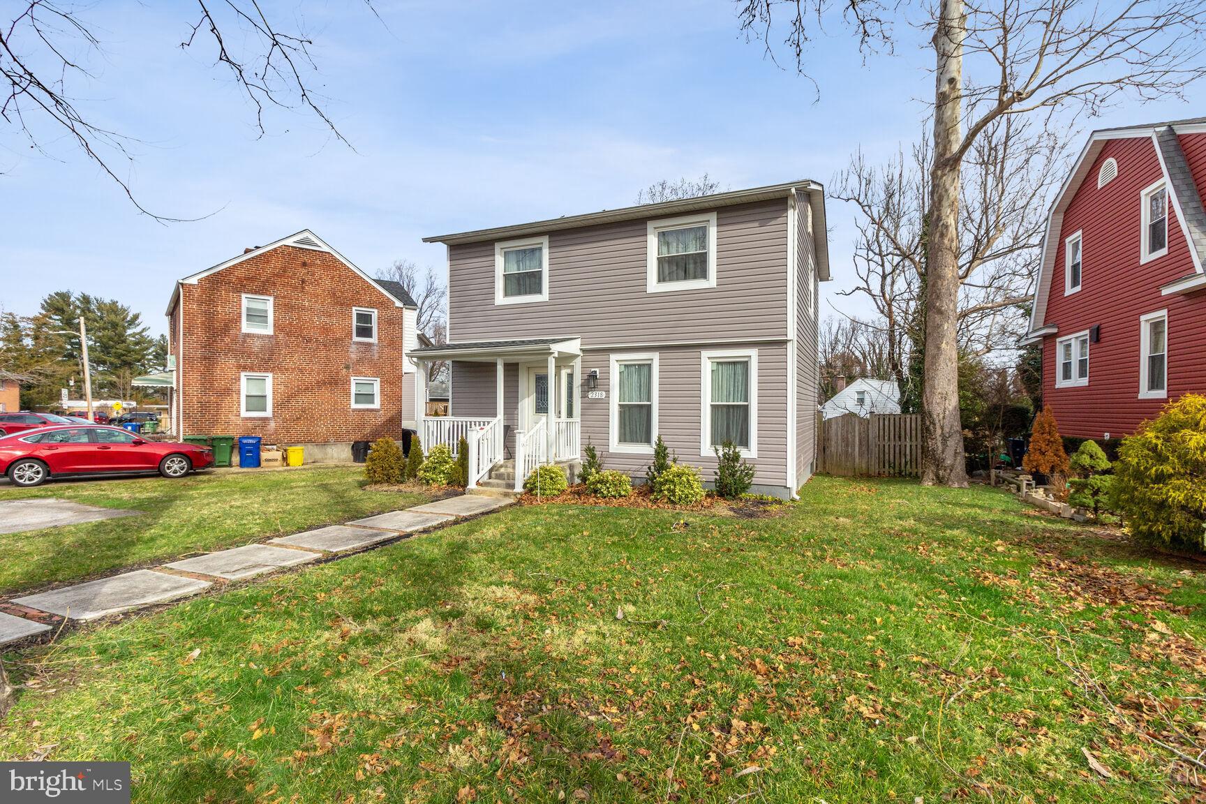 2318 Ivy Ave