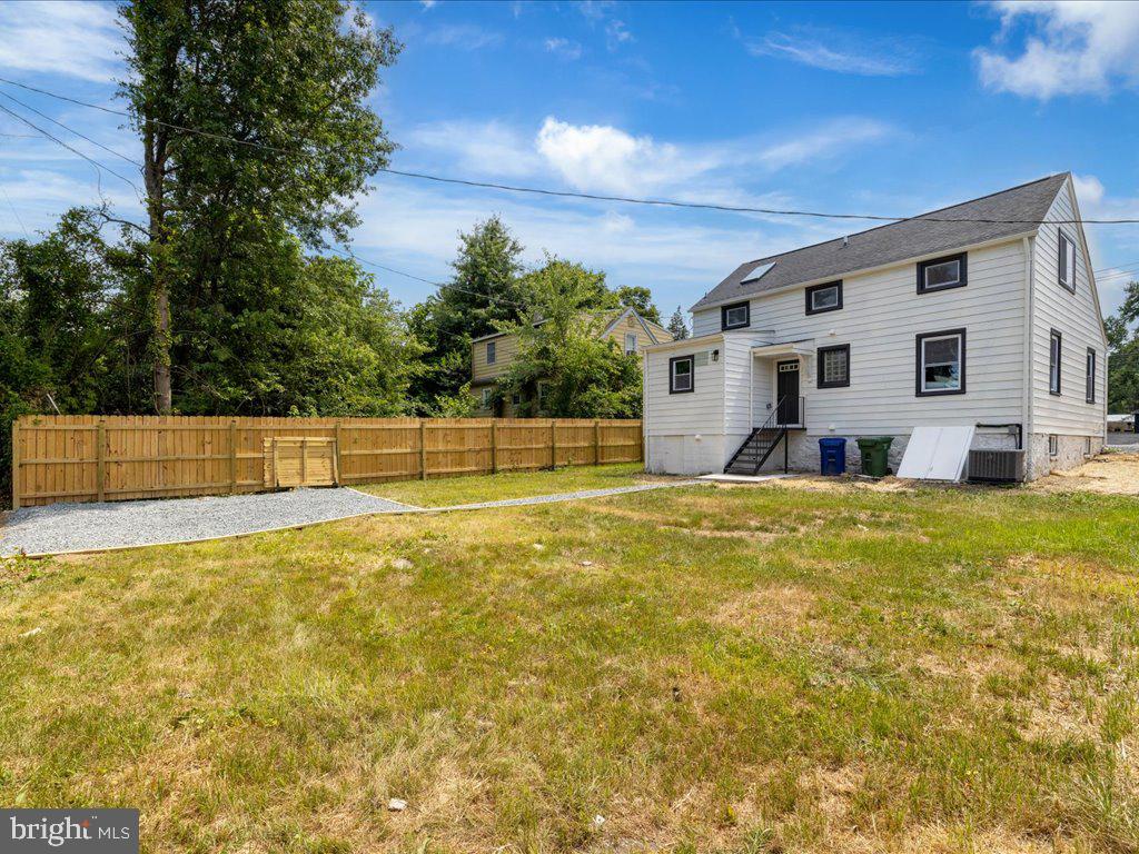 3812 Hamilton Ave