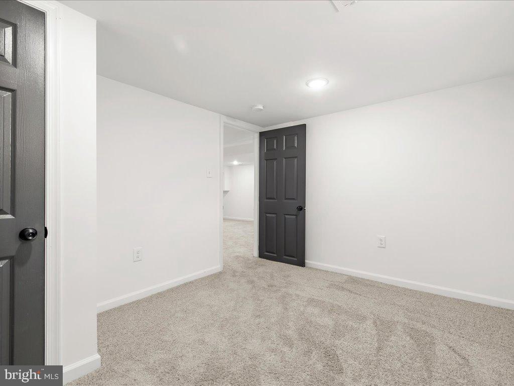 3812 Hamilton Ave