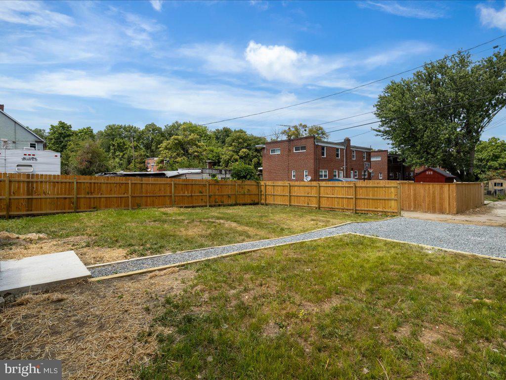 3812 Hamilton Ave