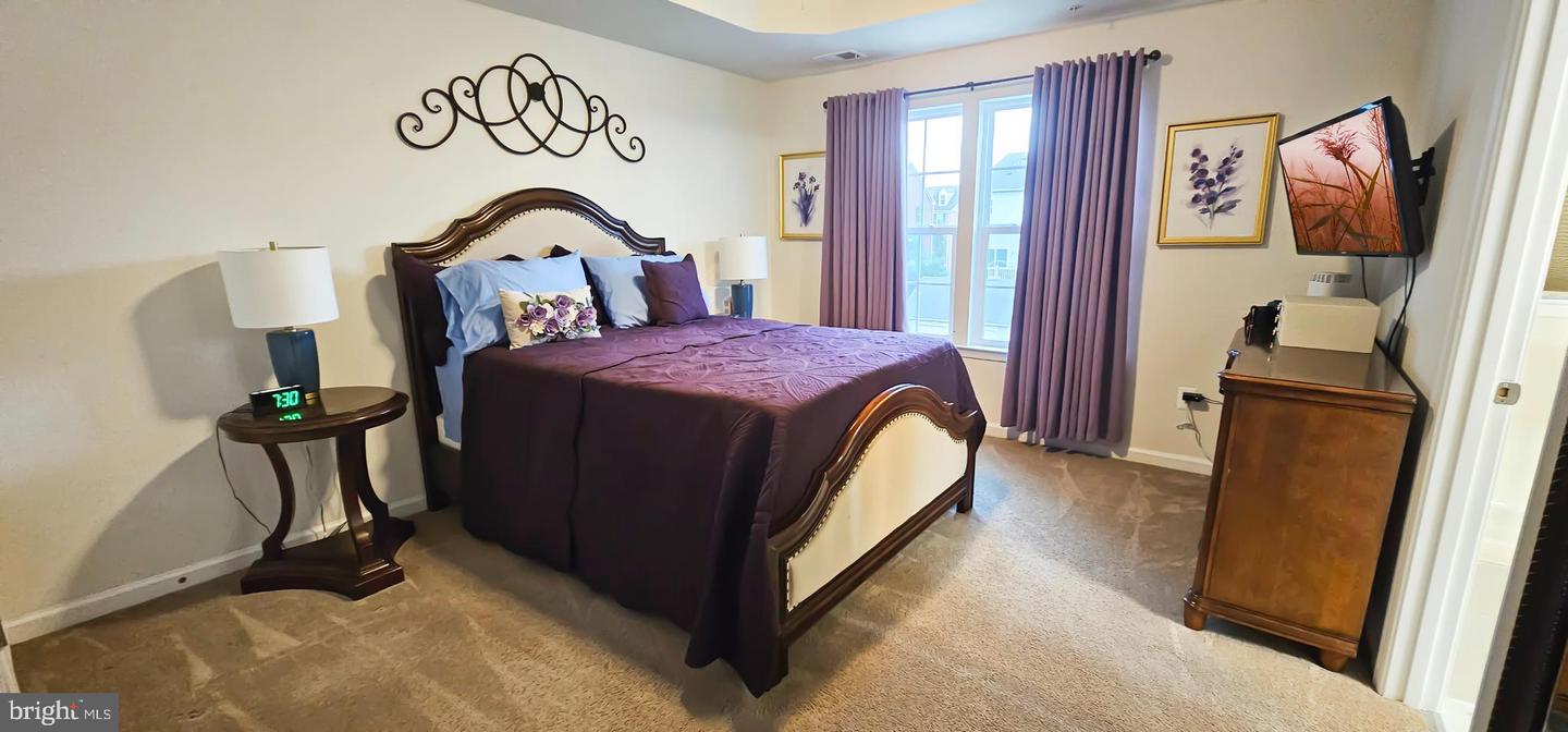 5353 Blue Crab Ln
