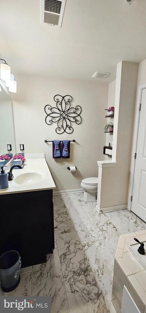 5353 Blue Crab Ln