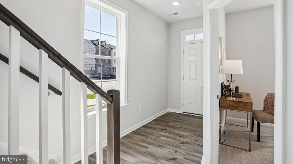 19614 Village Walk Dr
