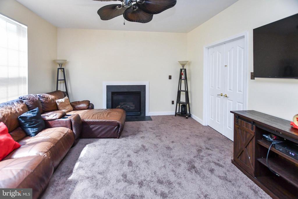 3207 Valley Forest Dr