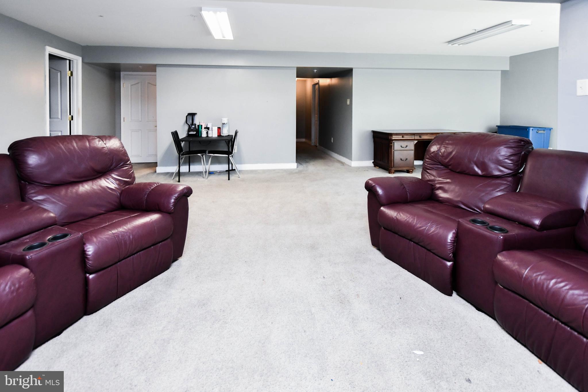 3207 Valley Forest Dr