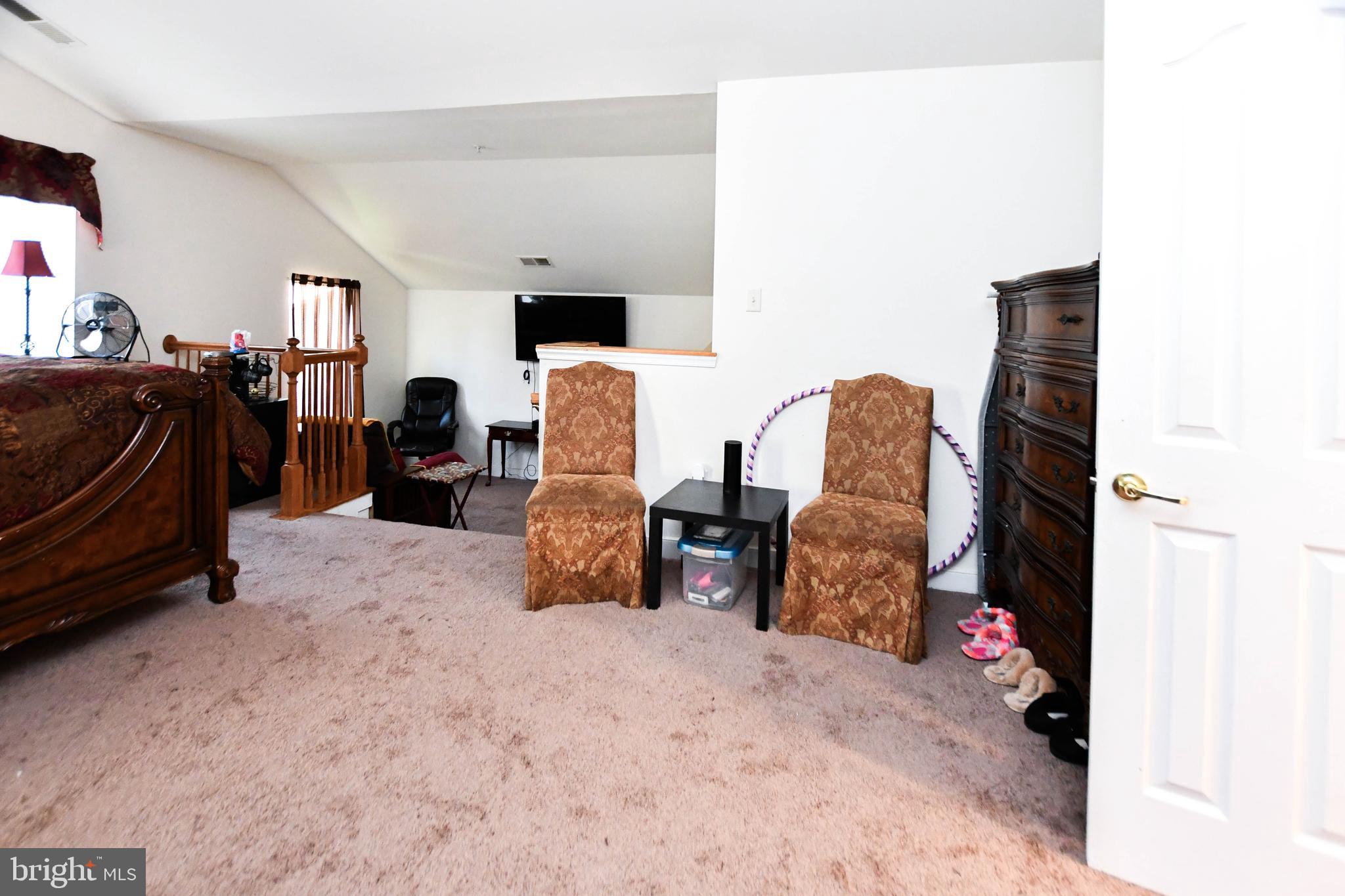 3207 Valley Forest Dr