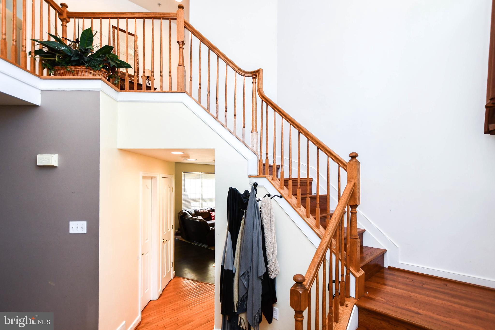 3207 Valley Forest Dr