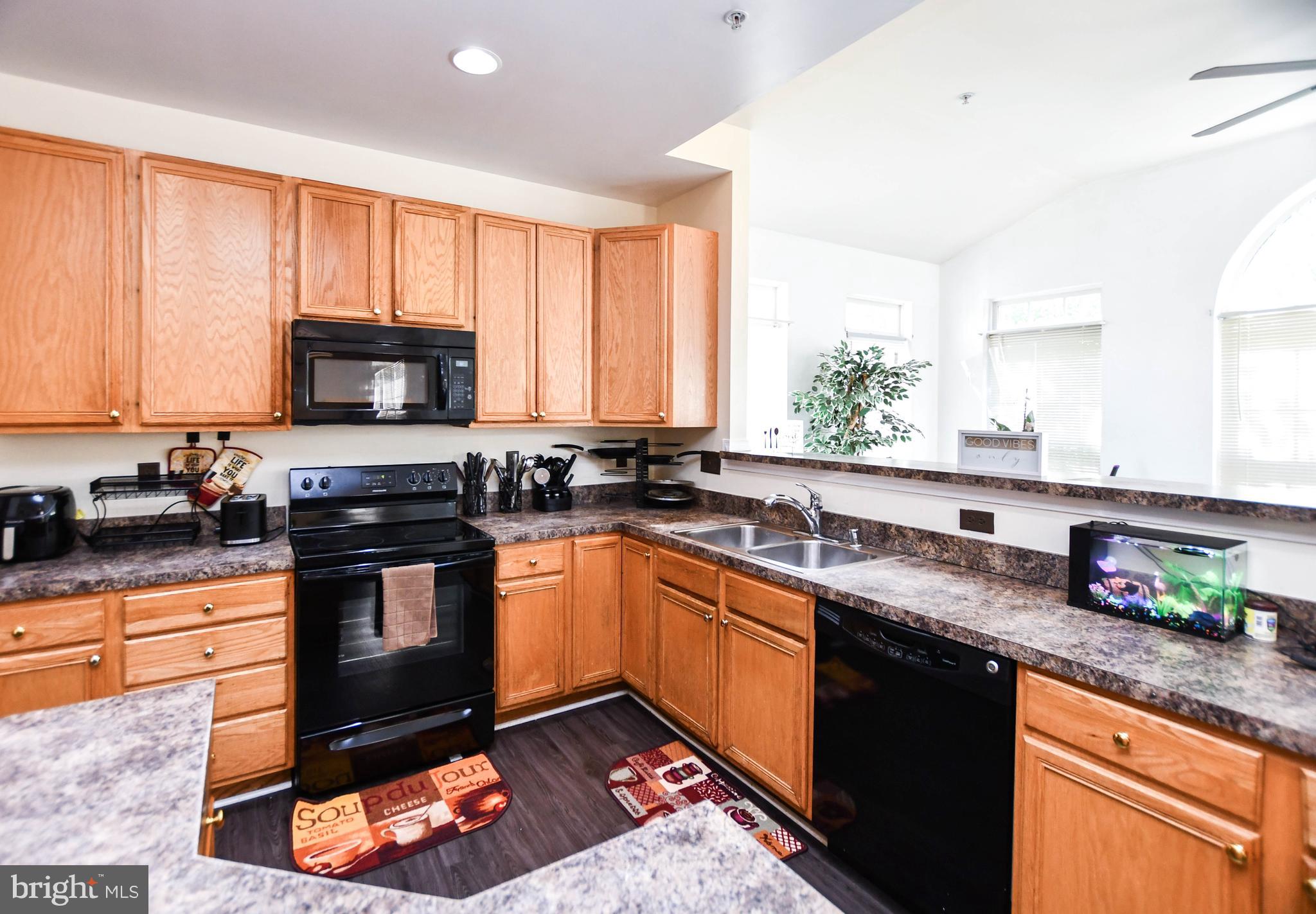 3207 Valley Forest Dr