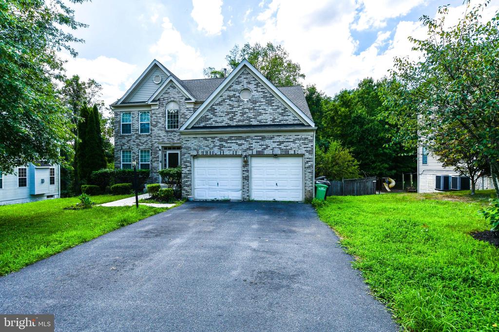 3207 Valley Forest Dr