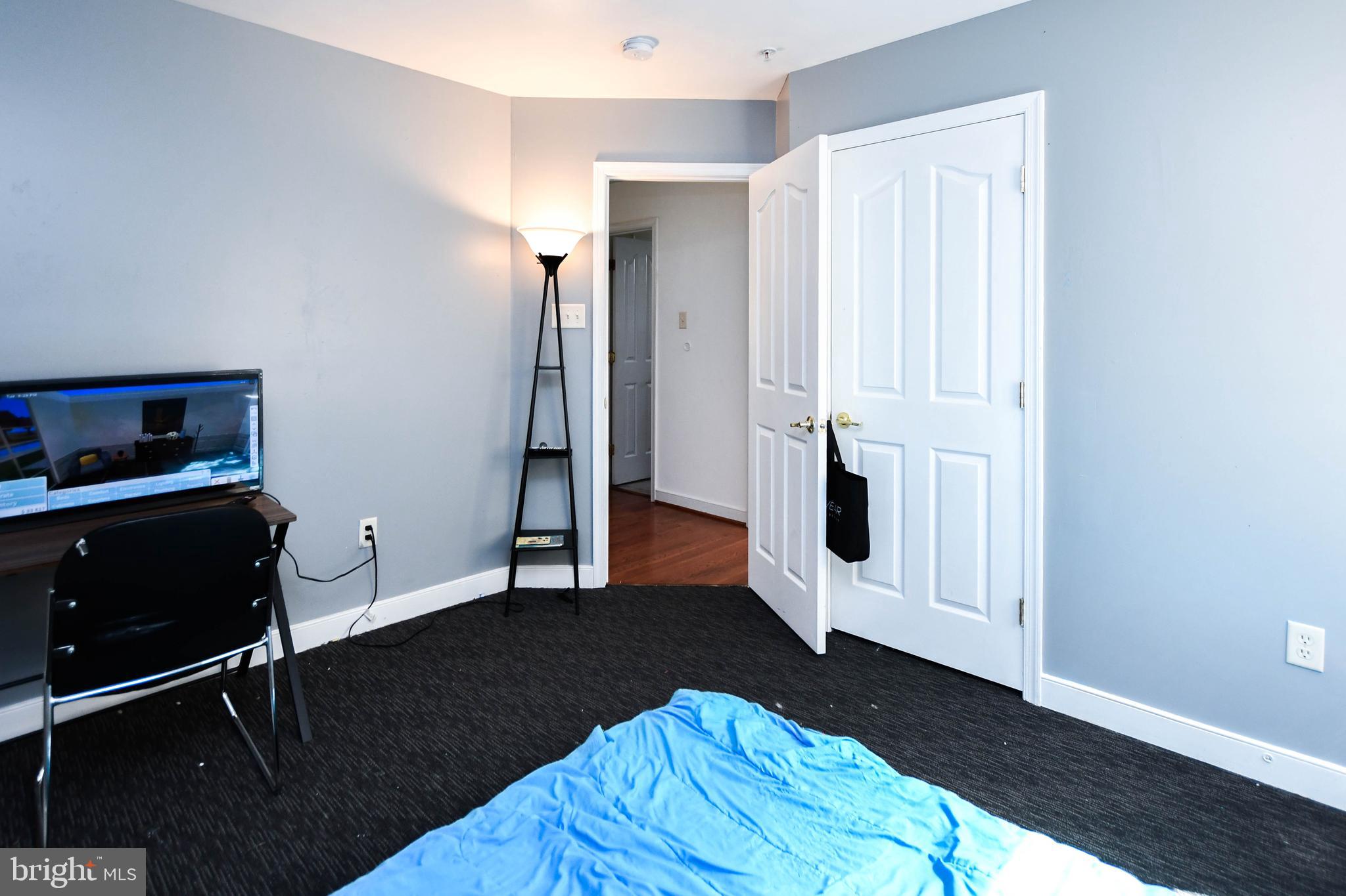 3207 Valley Forest Dr