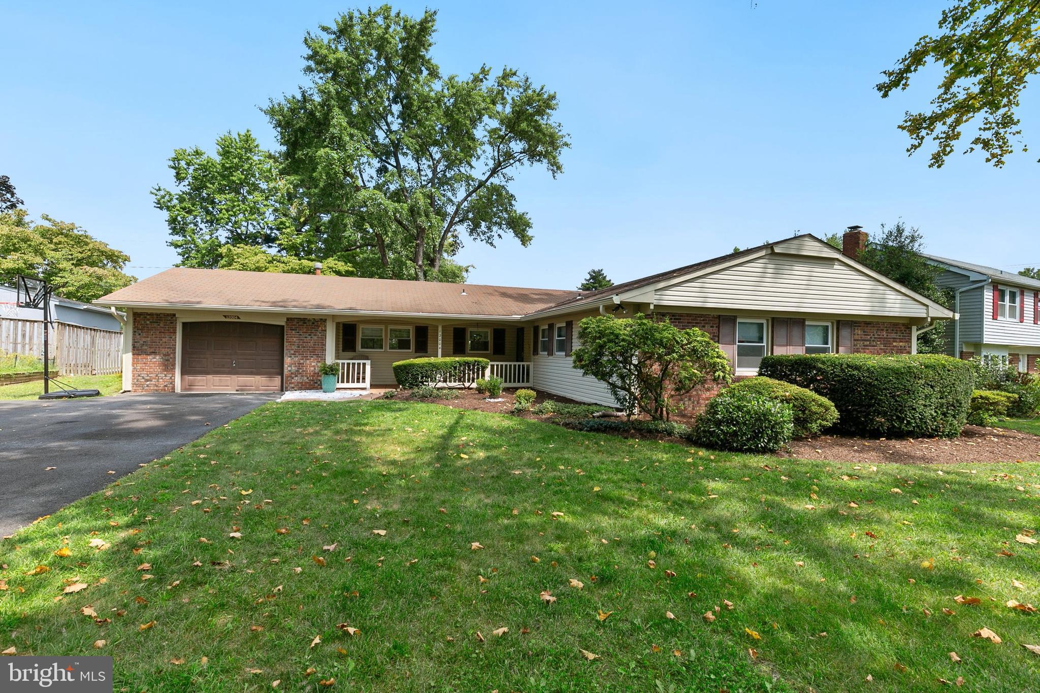 12004 Marvel Ln