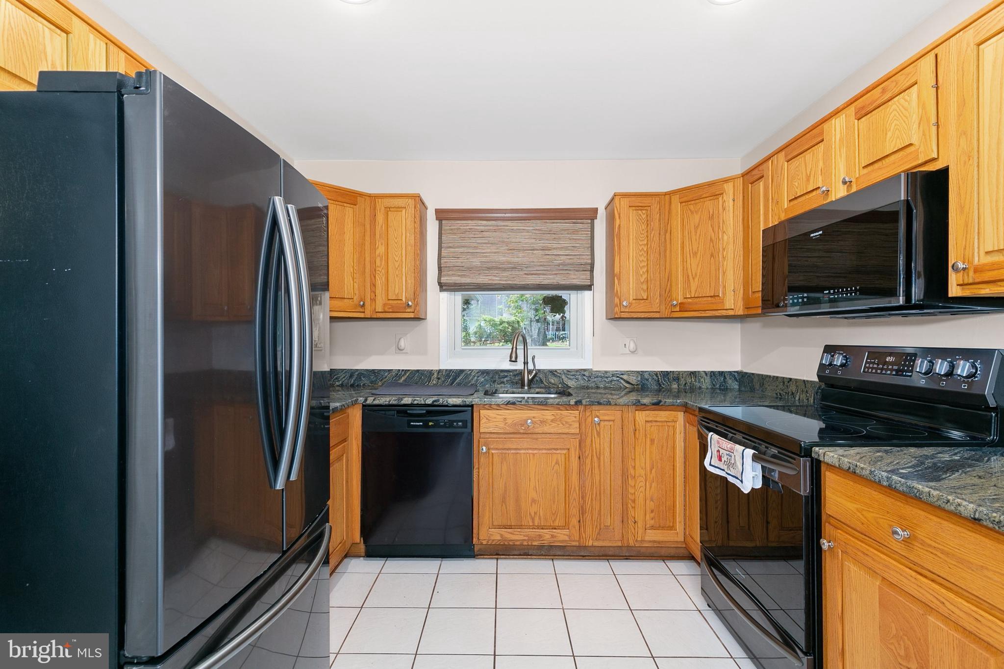 12004 Marvel Ln