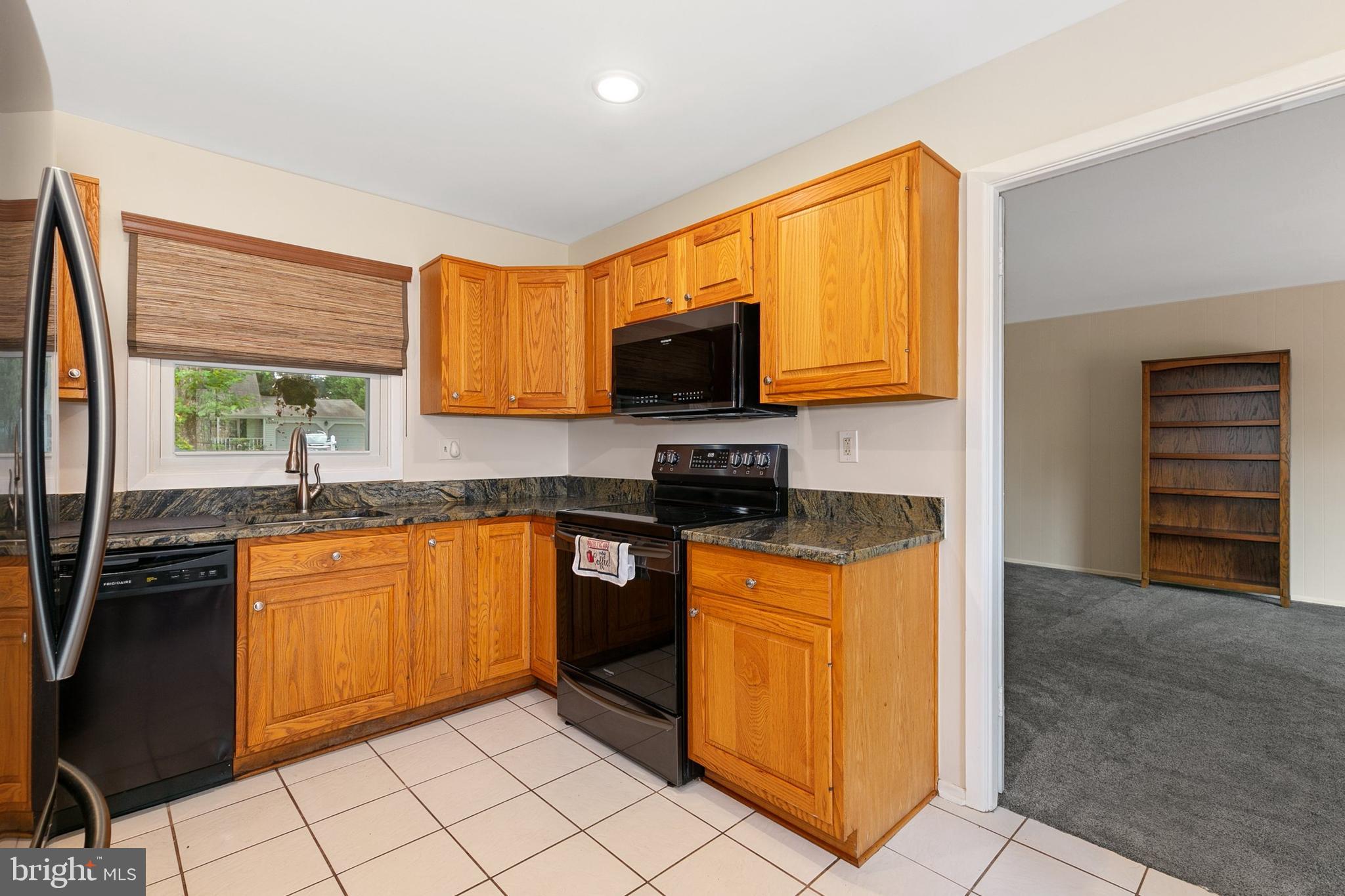 12004 Marvel Ln