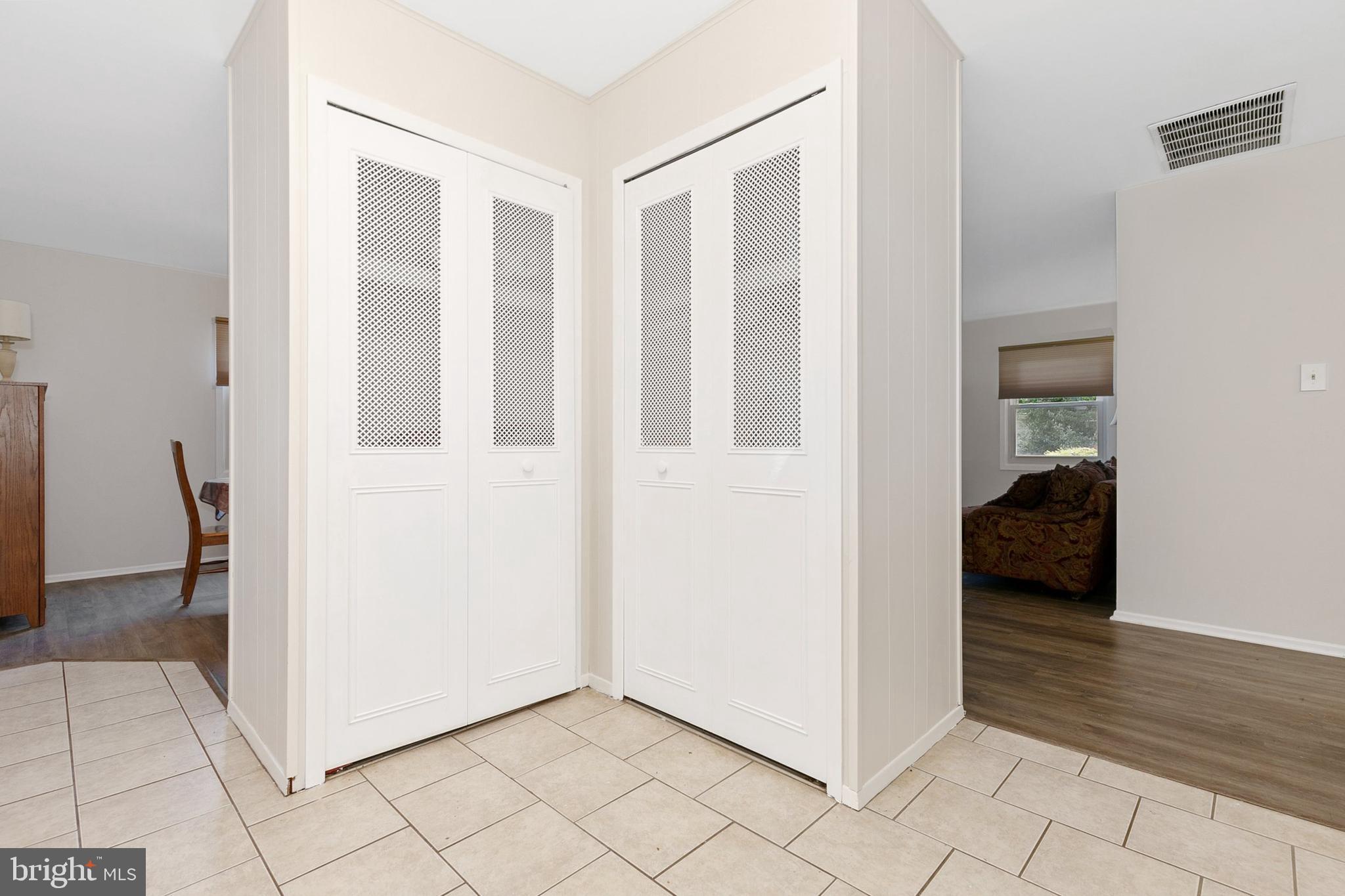 12004 Marvel Ln