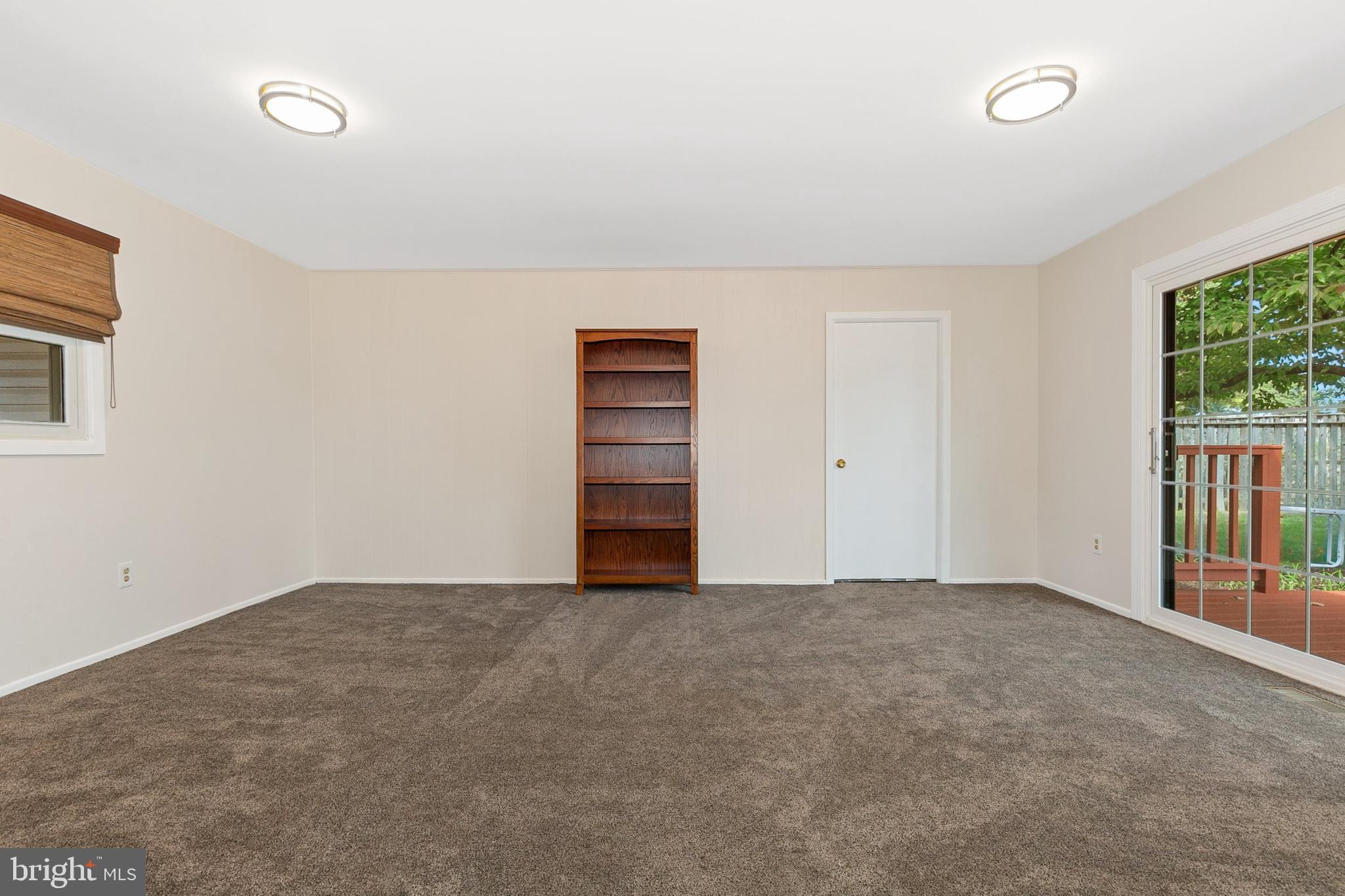 12004 Marvel Ln