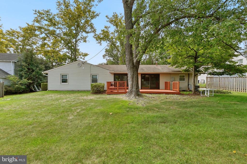 12004 Marvel Ln