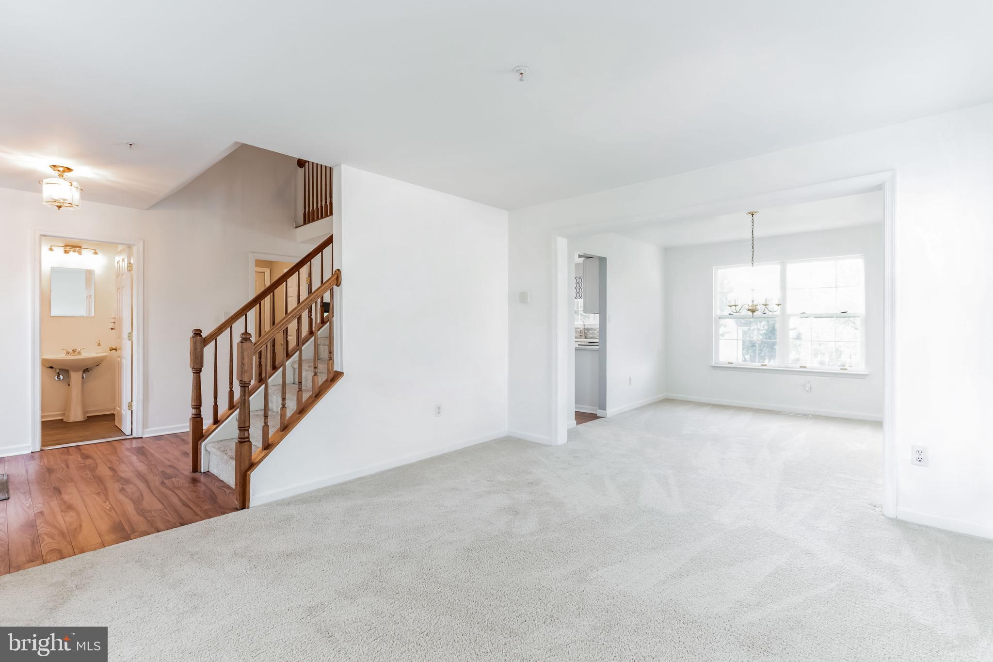 12806 Jervis St