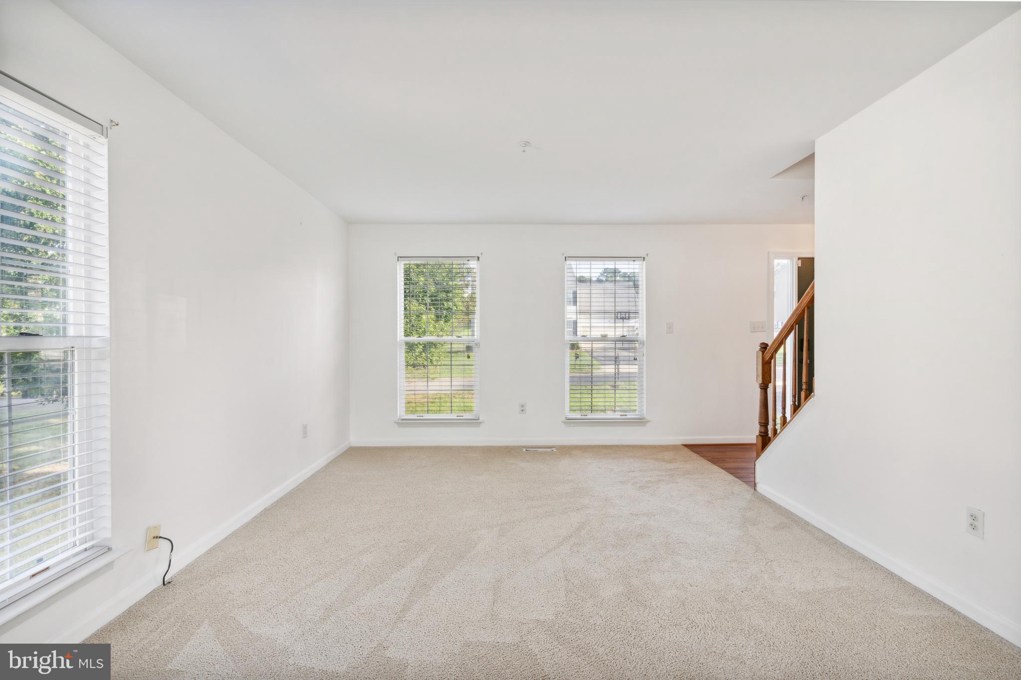 12806 Jervis St