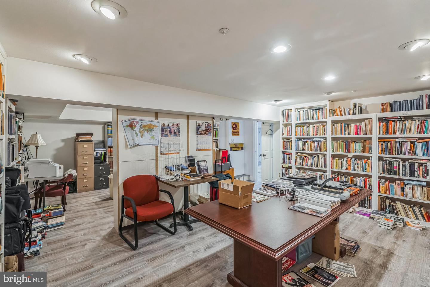 10417 Foxlake Dr
