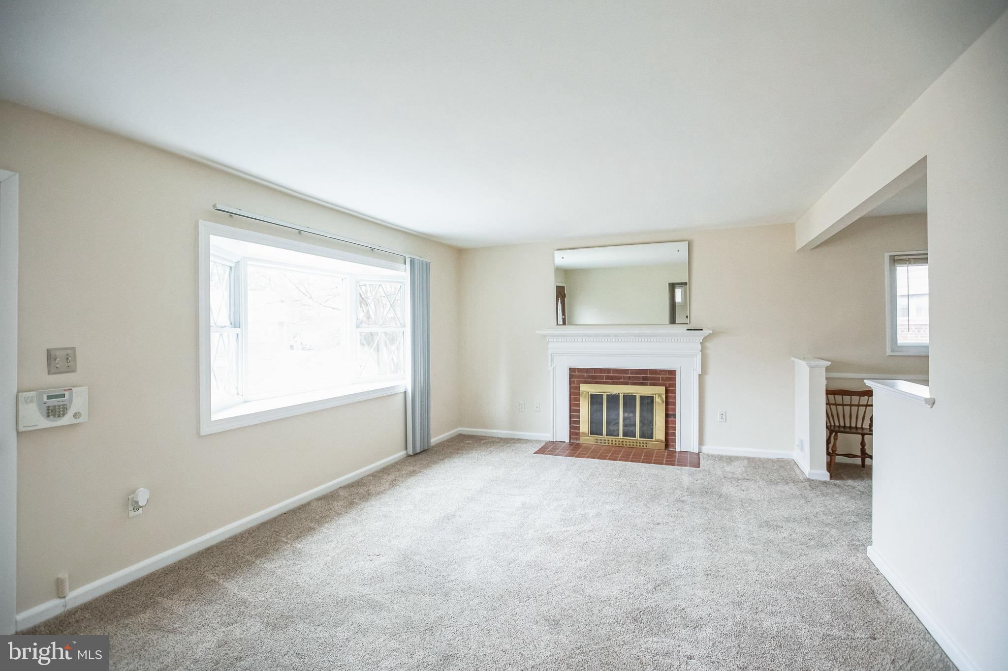 2501 Lorring Dr