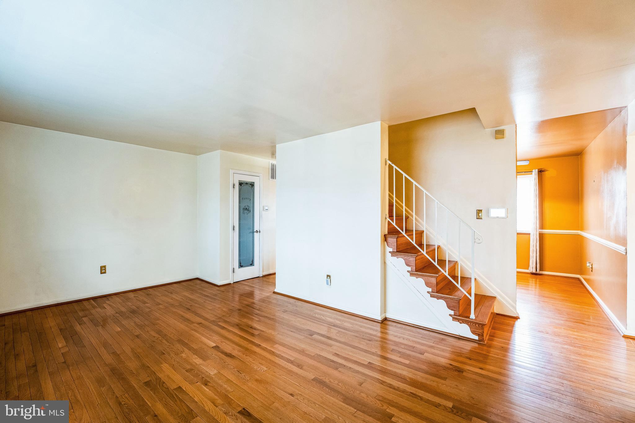 735 Booker Dr
