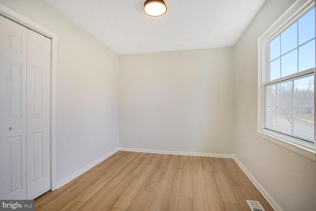 12602 Asbury Dr