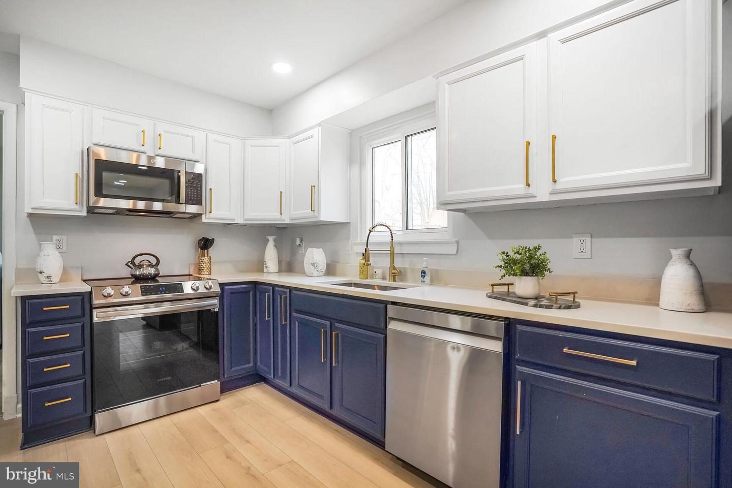 12602 Asbury Dr