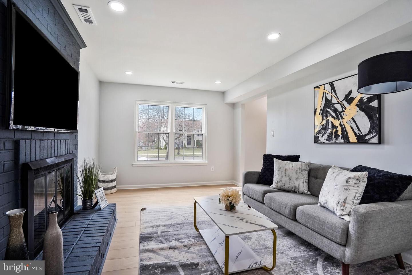 12602 Asbury Dr