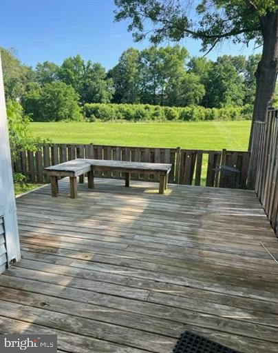 13843 Lord Fairfax Pl