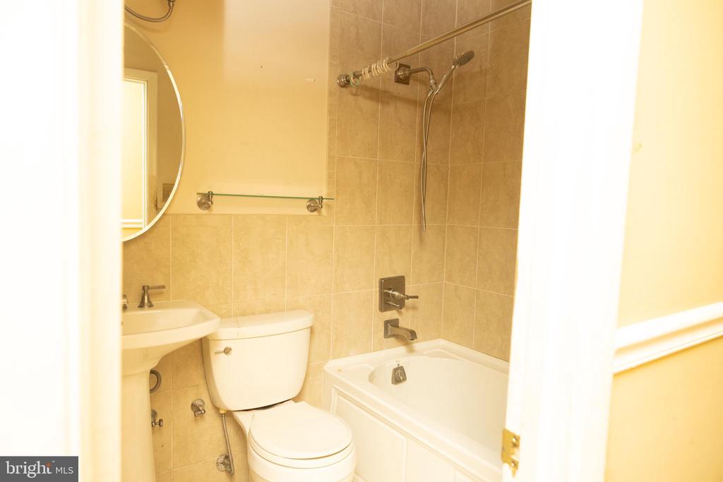 4417 23rd Pl