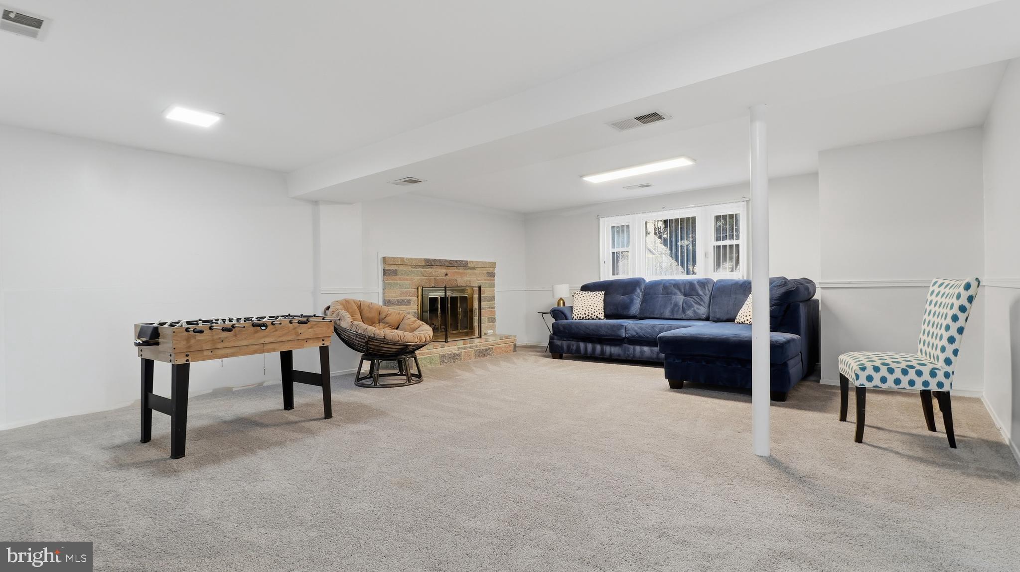 6710 EILERSON STREET