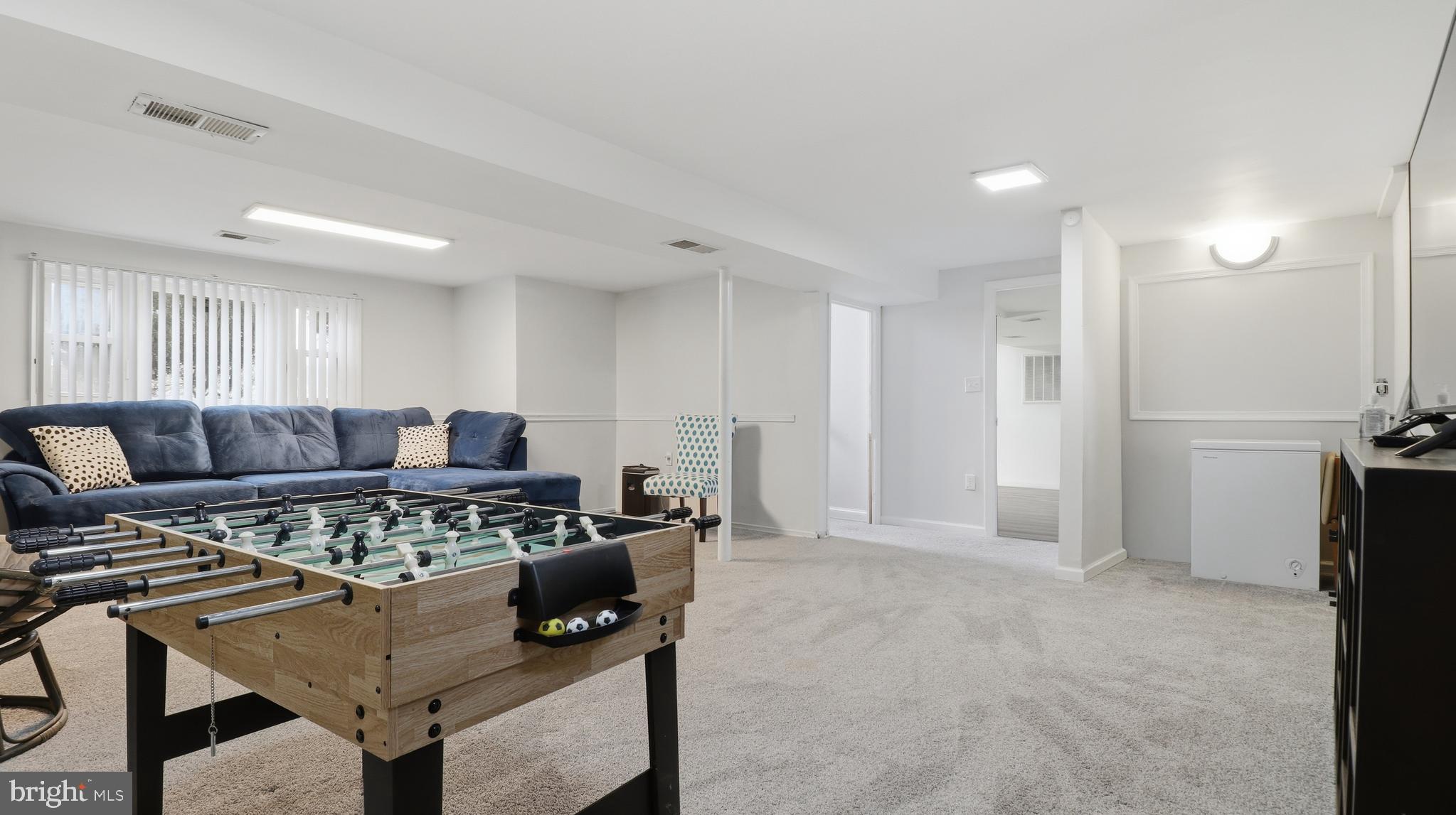 6710 EILERSON STREET