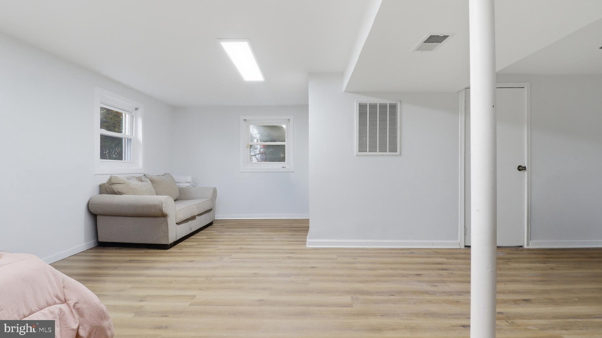 6710 EILERSON STREET