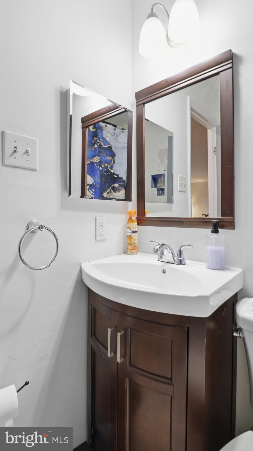 6710 EILERSON STREET