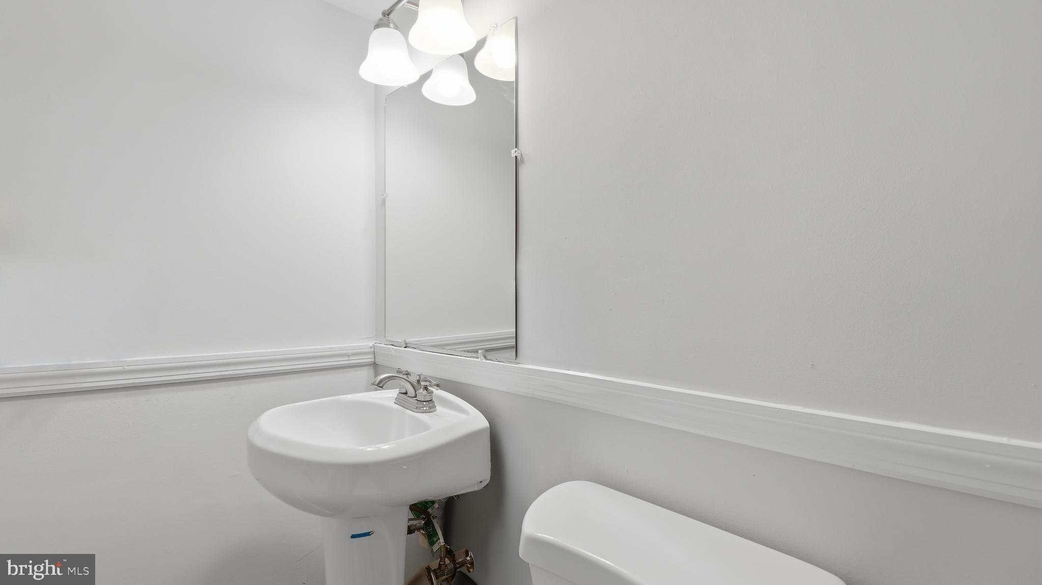 6710 EILERSON STREET