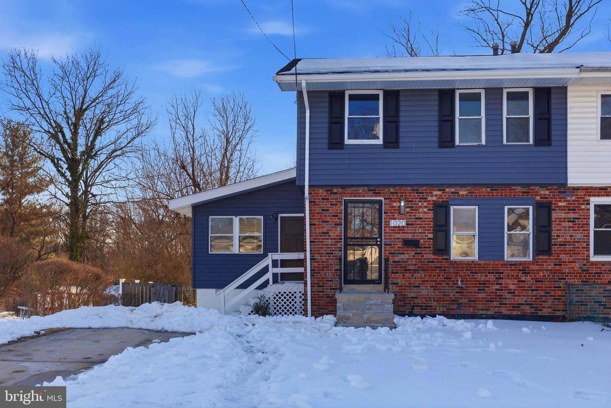 1020 CARRINGTON AVENUE