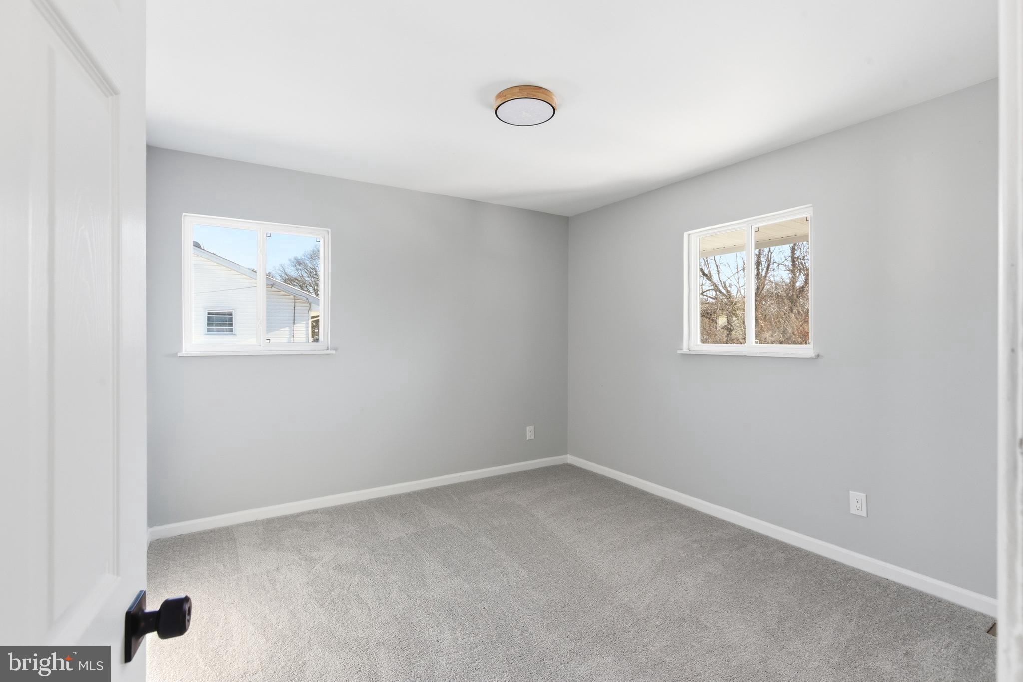 1020 CARRINGTON AVENUE