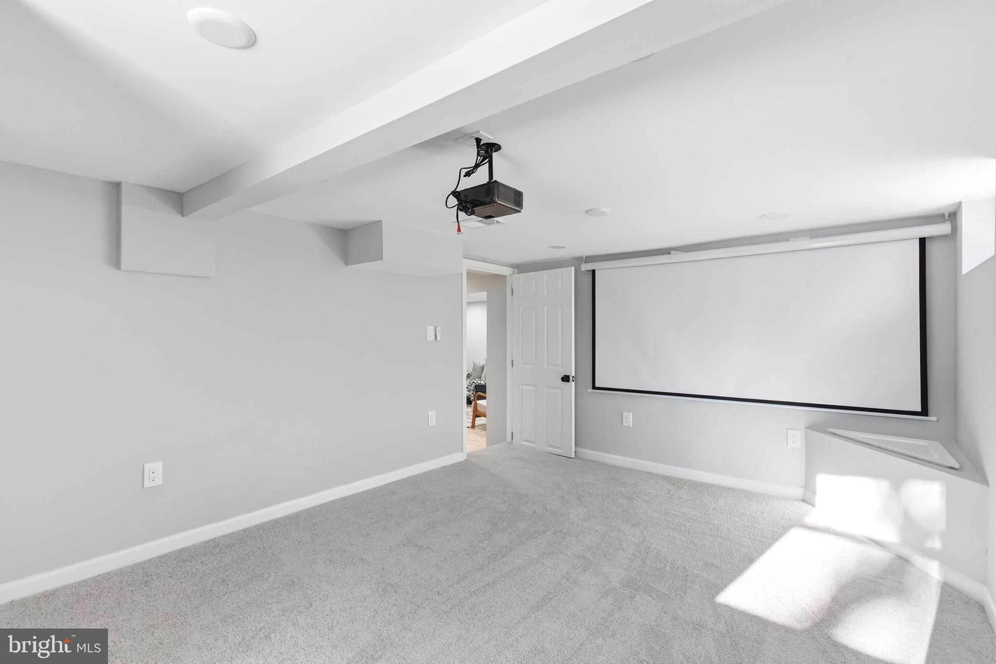 1020 CARRINGTON AVENUE