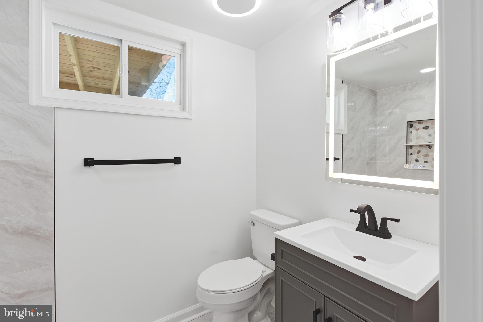 1020 CARRINGTON AVENUE