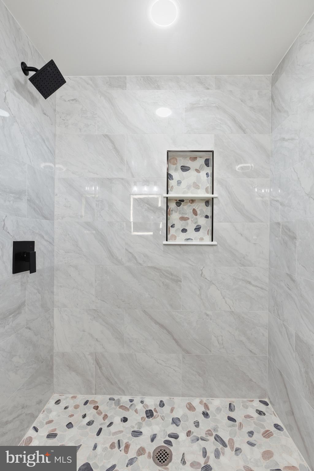 1020 CARRINGTON AVENUE