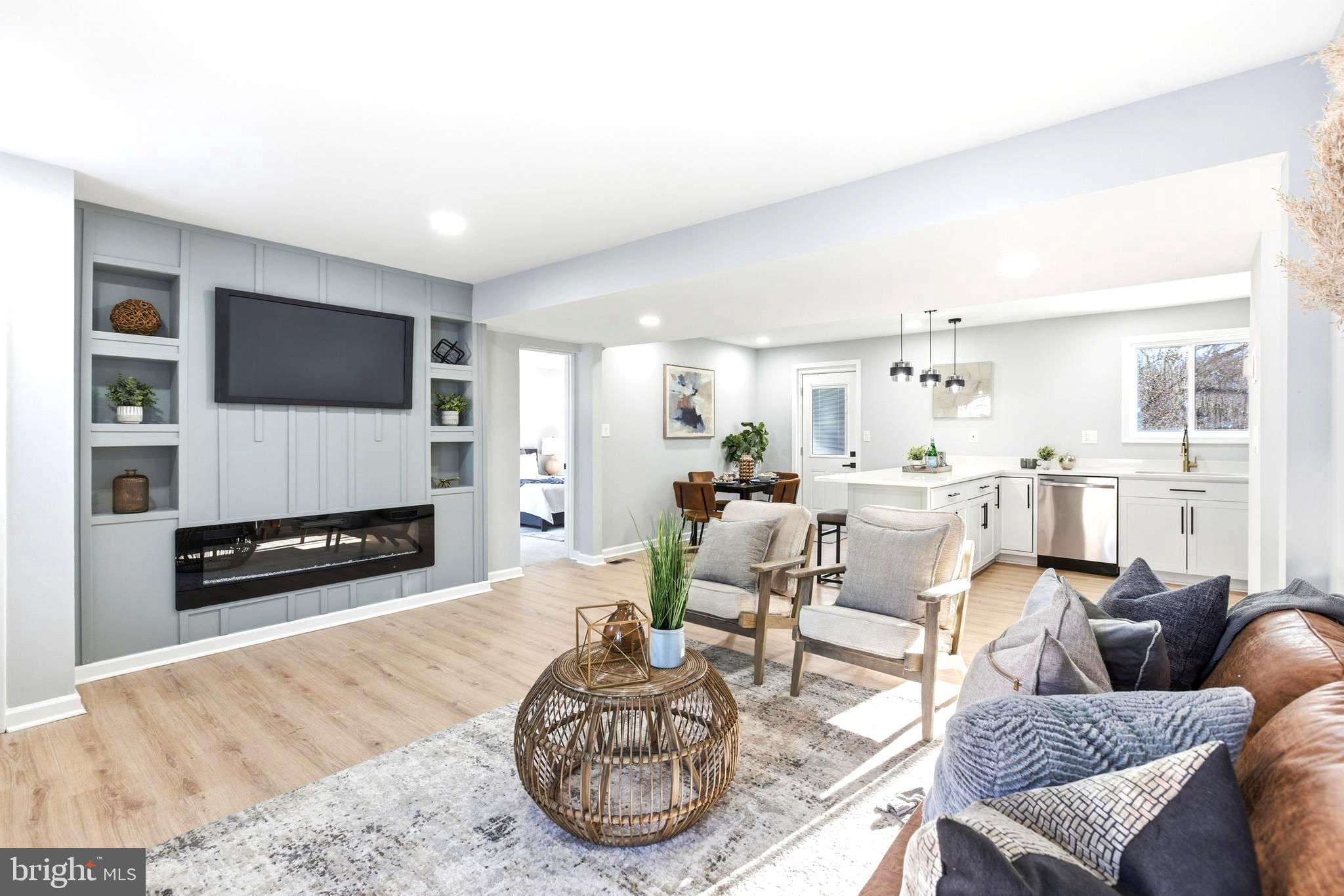 1020 CARRINGTON AVENUE