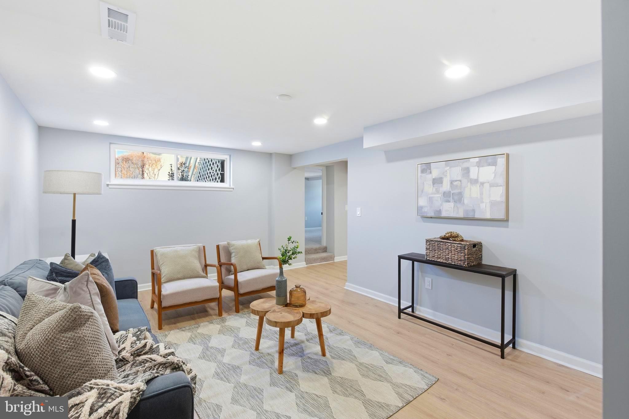 1020 CARRINGTON AVENUE