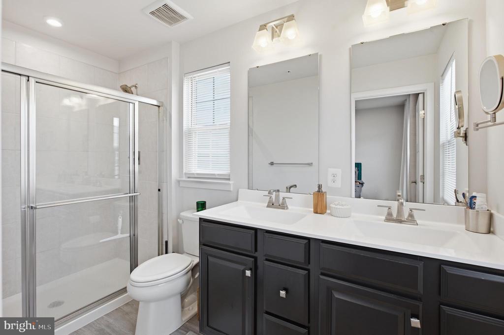 14735 EARL MITCHELL AVENUE Unit: F