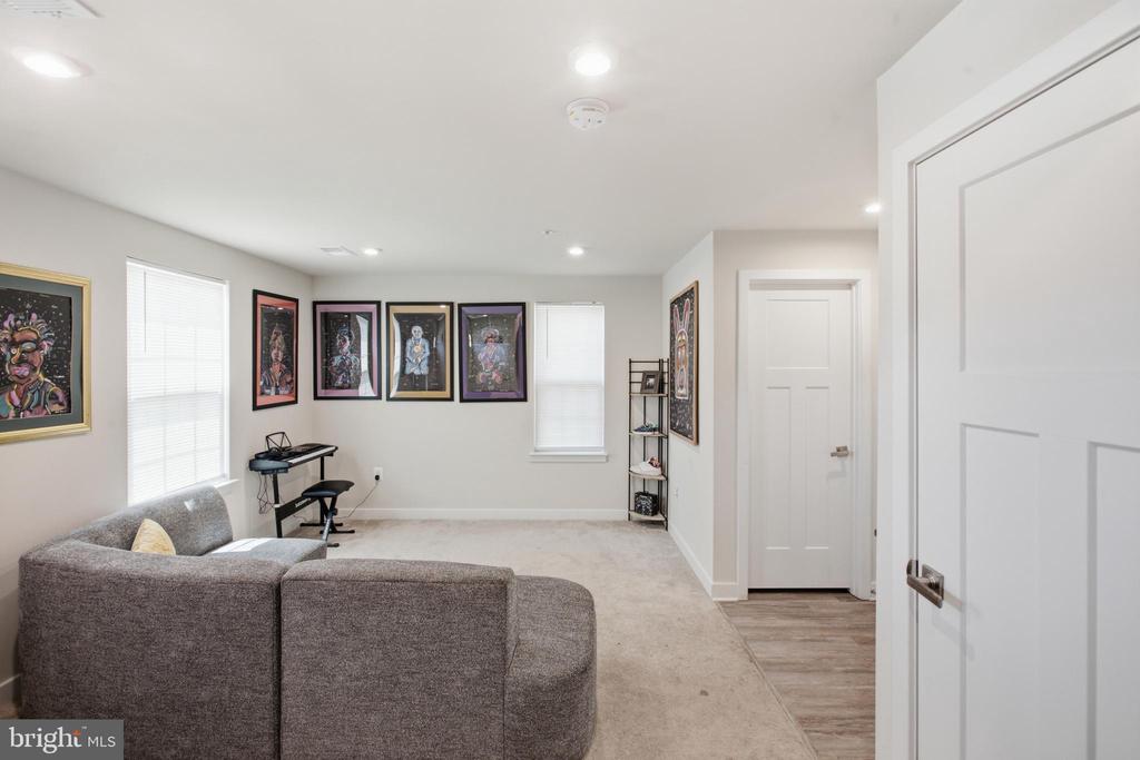 14735 EARL MITCHELL AVENUE Unit: F
