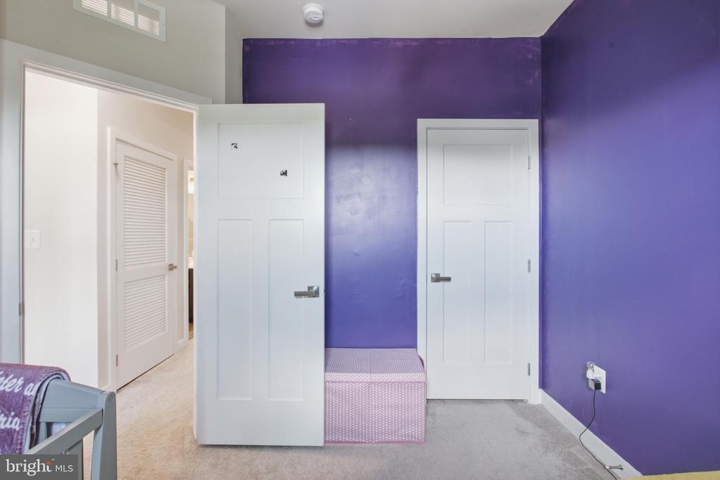 14735 EARL MITCHELL AVENUE Unit: F