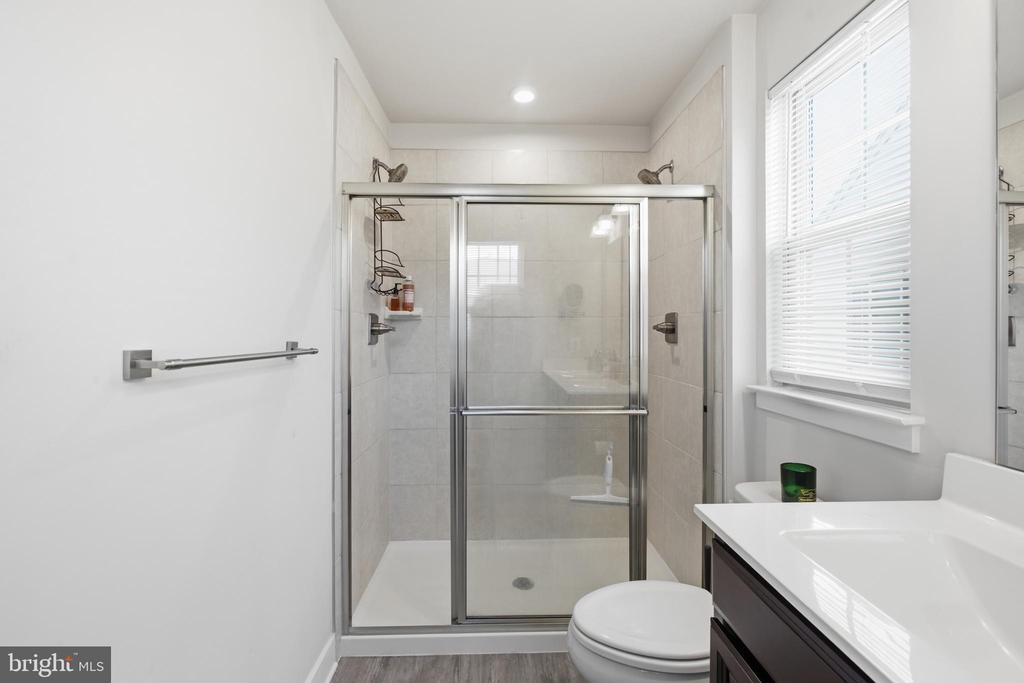 14735 EARL MITCHELL AVENUE Unit: F